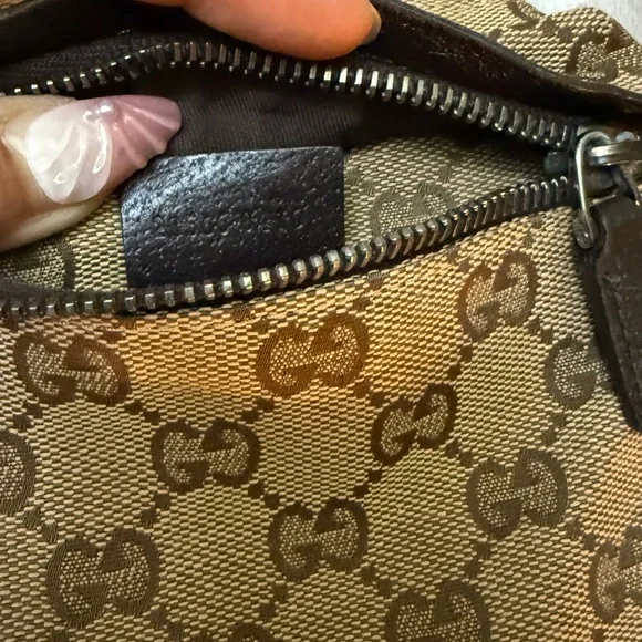Gucci GG Canvas Belt Bag - Picture 5 of 14